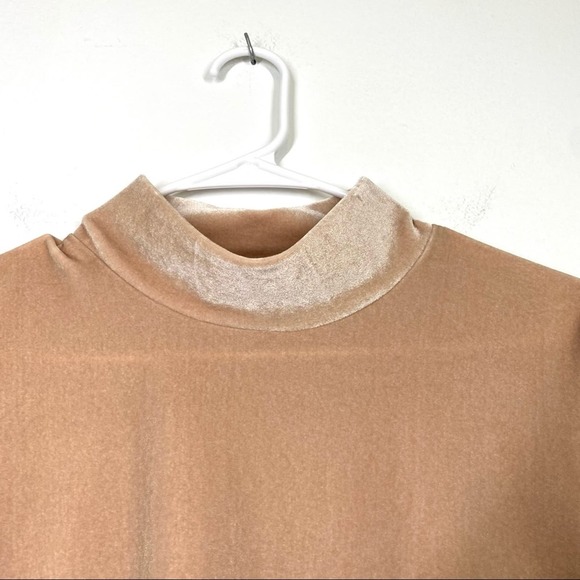 MADEWELL Velvet Mock Neck Tee Beige Cream Blogger Favorite Medium Boho Preppy - Picture 3 of 7